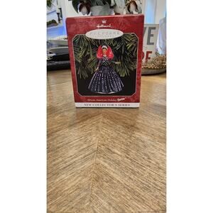 1998 Holiday Hallmark Keepsake Ornament African American Barbie - MINT